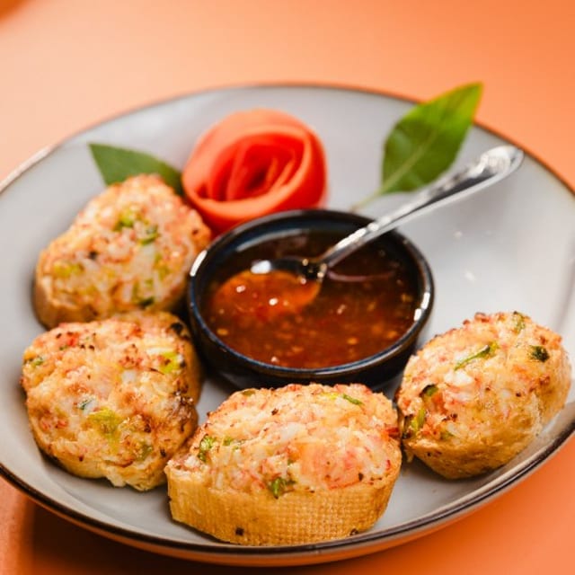 Shrimp Toast / Banh Mi Chao Tom.